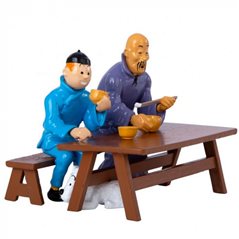 Tintin Figurine: Collectible Tintin and Snowy, the lunch scene (Moulinsart 29264)