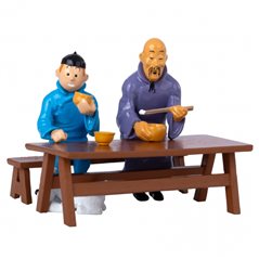 Tintin Figurine: Collectible Tintin and Snowy, the lunch scene (Moulinsart 29264)